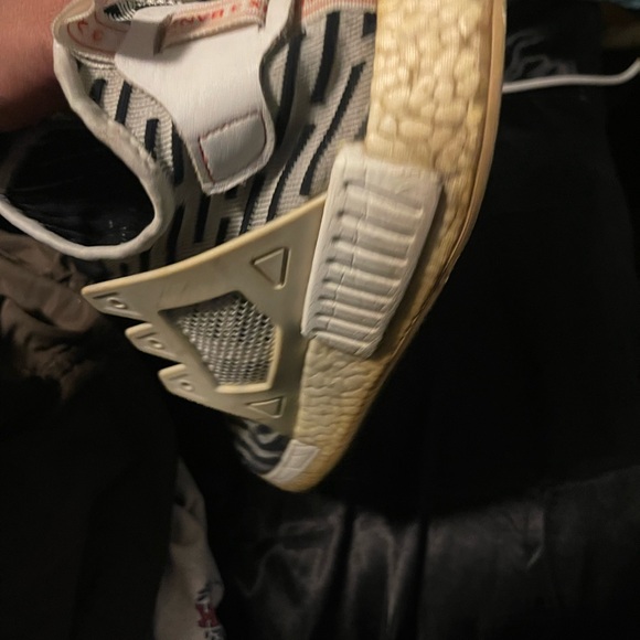 Adidas Men's Athletic Grungy Shoes - Very Worn for movie prop/ Size 12 🎥🎬 - Picture 5 of 9